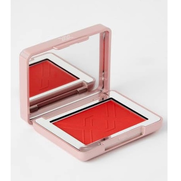 Cynic | Makeup Revolution XXcess Blush – High Pigment Blusher (3.2g) - Picture 3 of 5